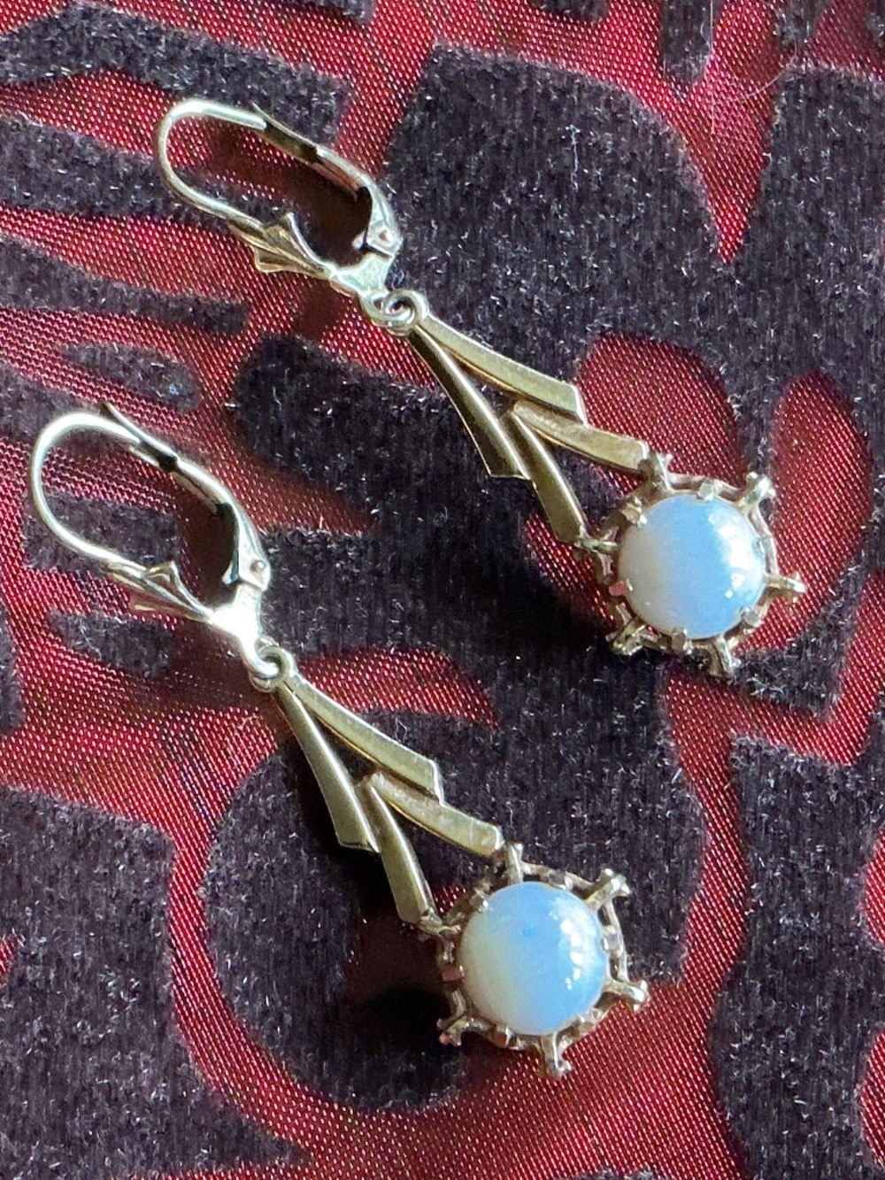 Vintage 14K Gold Opal Dangle Earrings – 1970s Opal Drop Earrings